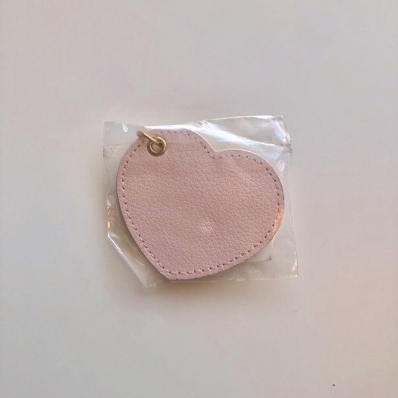 Kikki.k Pale Light Pink Leather Heart Keychain - Picture 4 of 4